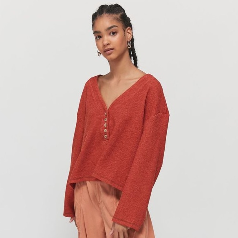 Urban Outfitters Cropped Slouchy Clearwater Henley Top Ribbed Size Small